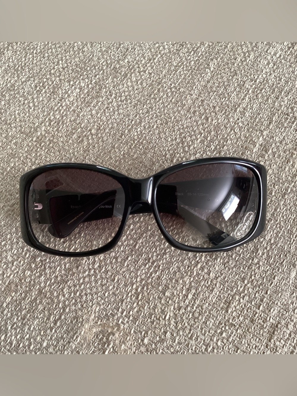 bebe Fab-you-lous black vintage full frame women’s sunglasses